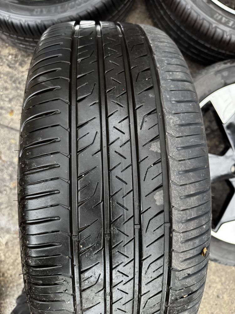 Felgi koła z oponami 245/45/19  5x108 volvo ex30 xc40