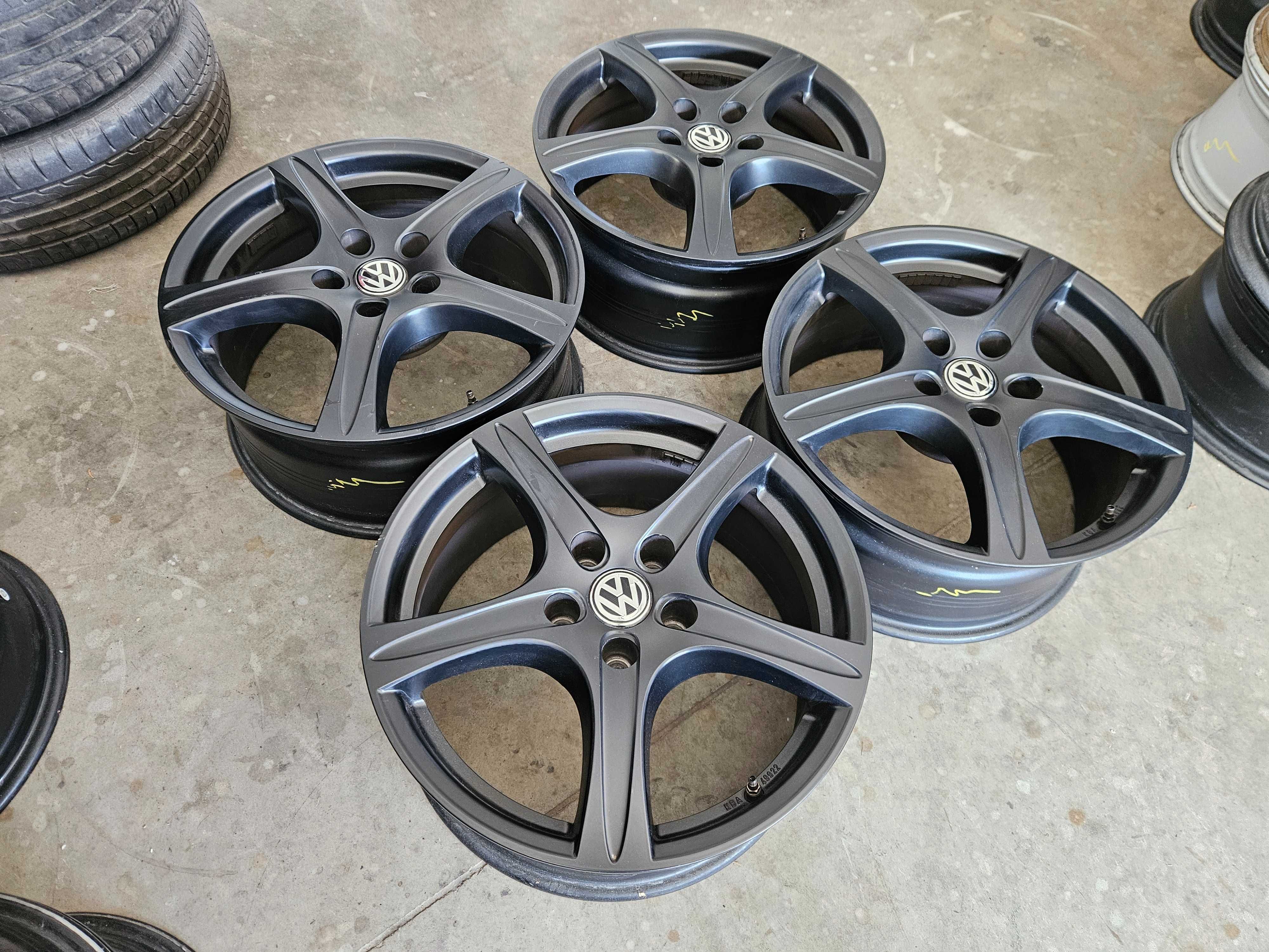Alufelgi 18" VW T5 T6 Multivan Transporter Caravelle 5x120 Amarok