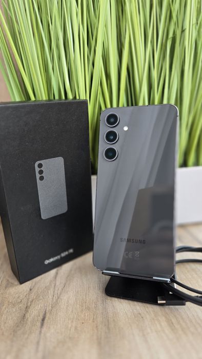 Samsung S24Fe 8/256Gb, Офіційний