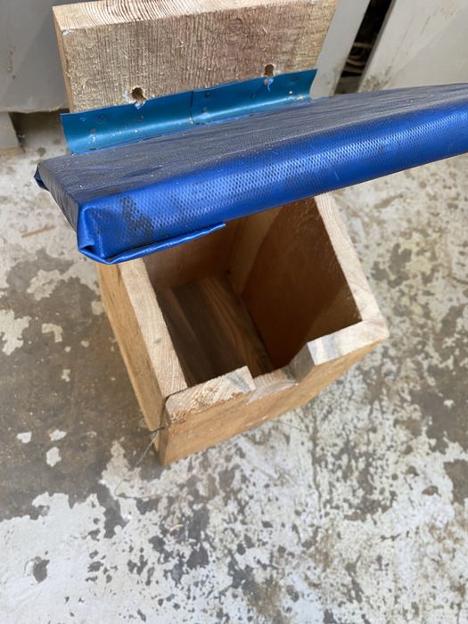 Caixas ninho várias espécies.