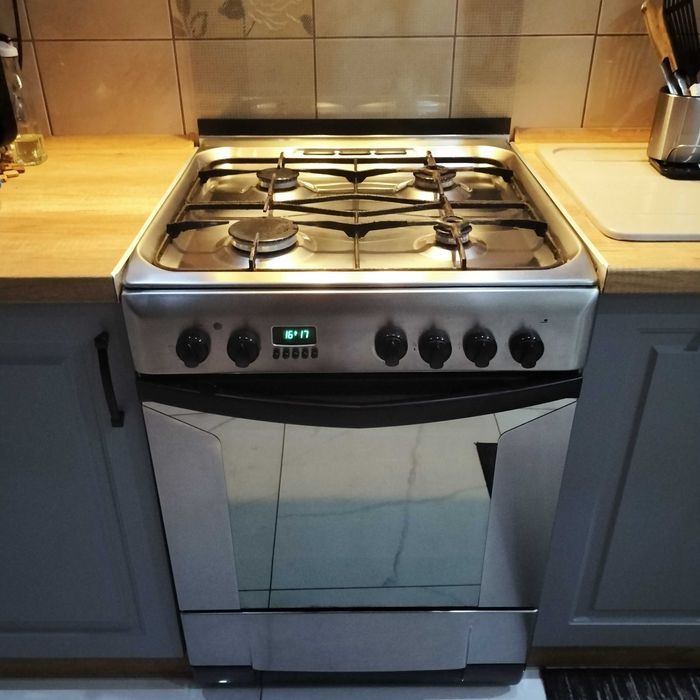 Kuchenka wolnostojąca gazowi elektryczna