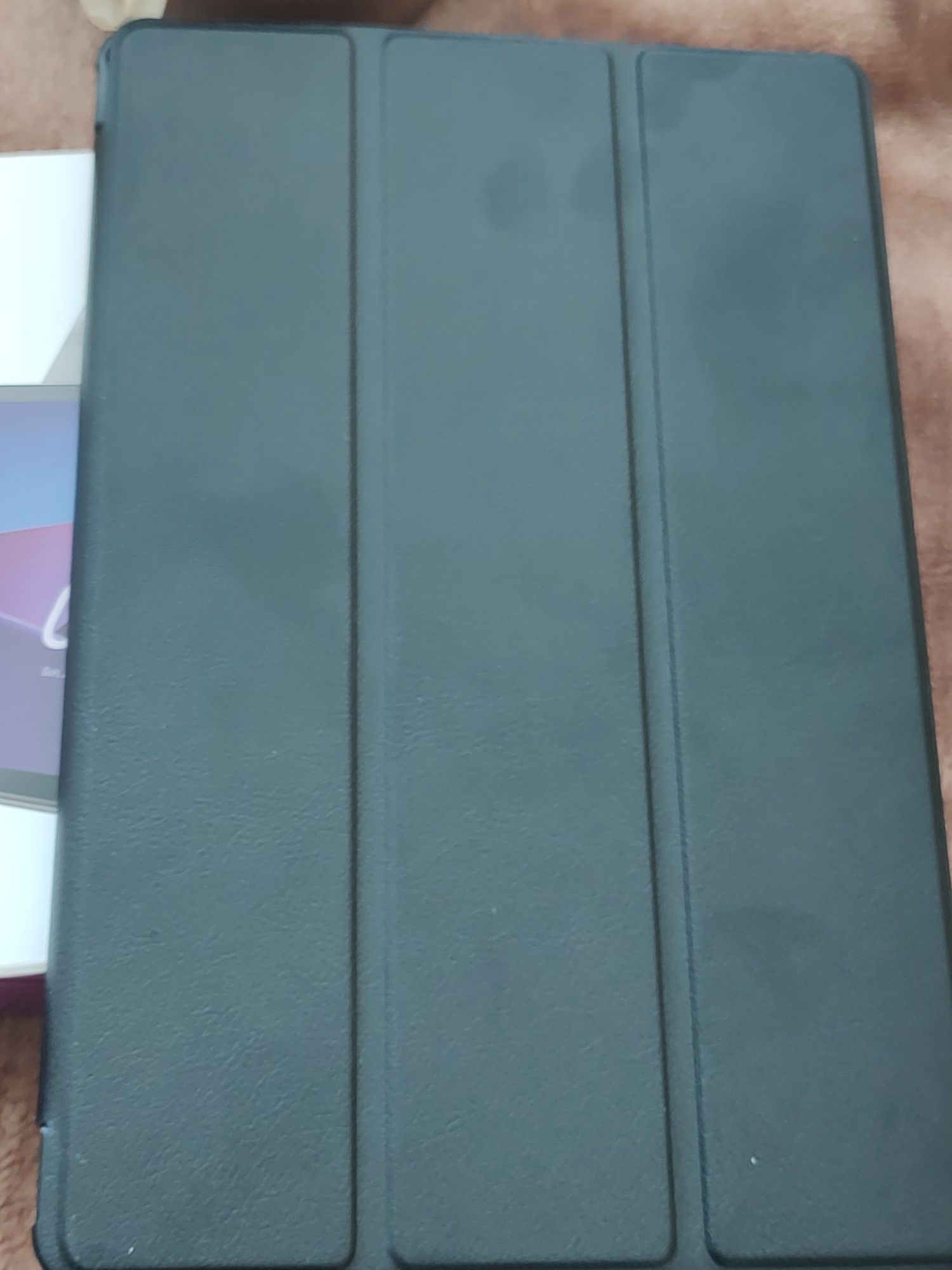 Tablet z etui nowy szkło 9h Lenovo m10 plus