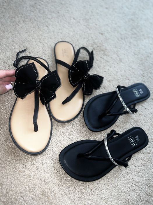 Фірмові шльопанці босоніжки