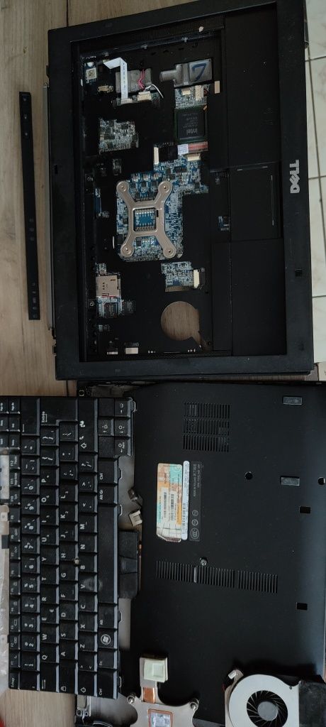 Dell E6400 części obudowa klaw