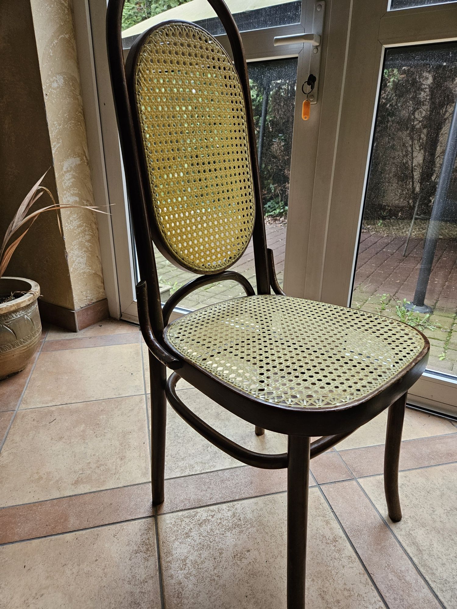 Krzesła drewniane PRL model A 18 braci Thonet vintage