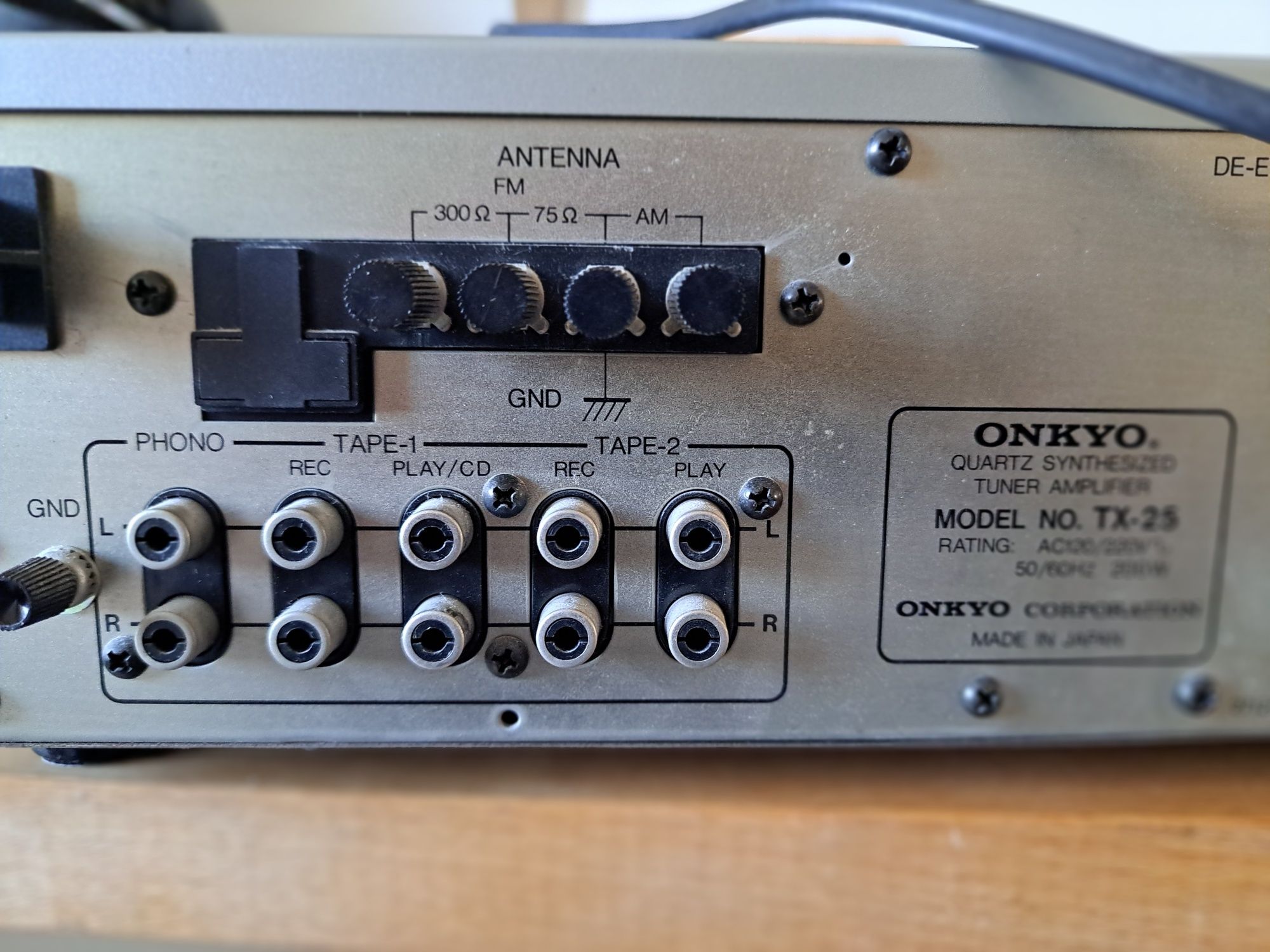 Amplituner Onkyo TX25