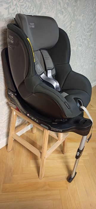 BRITAX ROMER fotelik samochodowy DUALFIX M i-Size 61-105 cm, ISOFIX