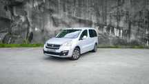 Peugeot Partner 5 lugares versão Tepee 1.6HDI