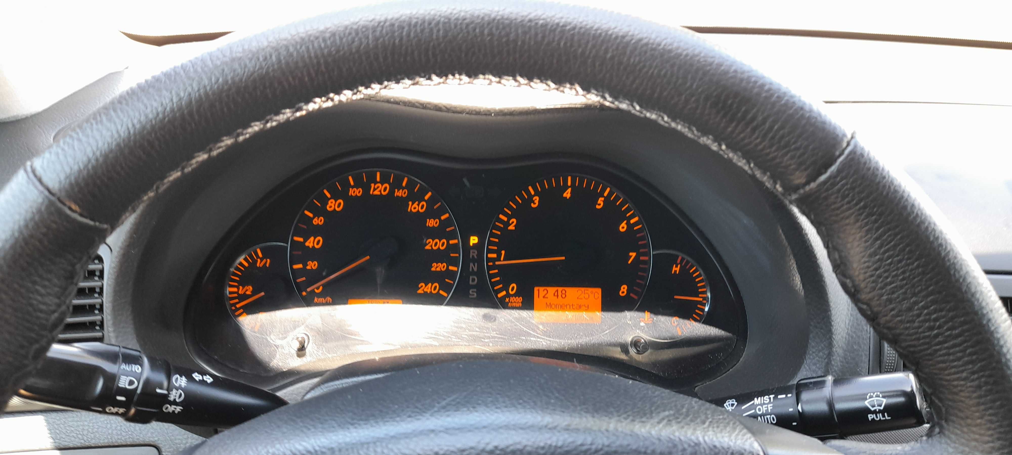 Тойота Авенсис 2008 автомат