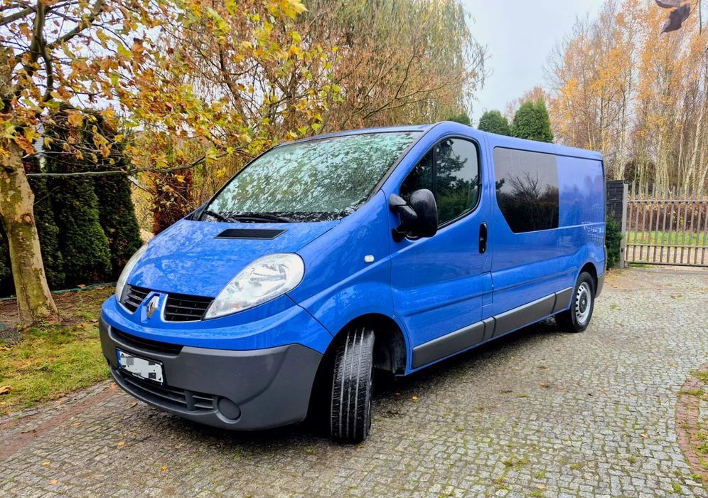 Renault Trafic kupiony w Polskim salonie stan BARDZO DOBRY bezwypadkowy