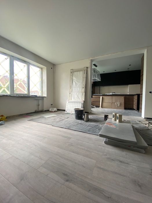 Продам 4к квартиру Бульвар Краматорський .