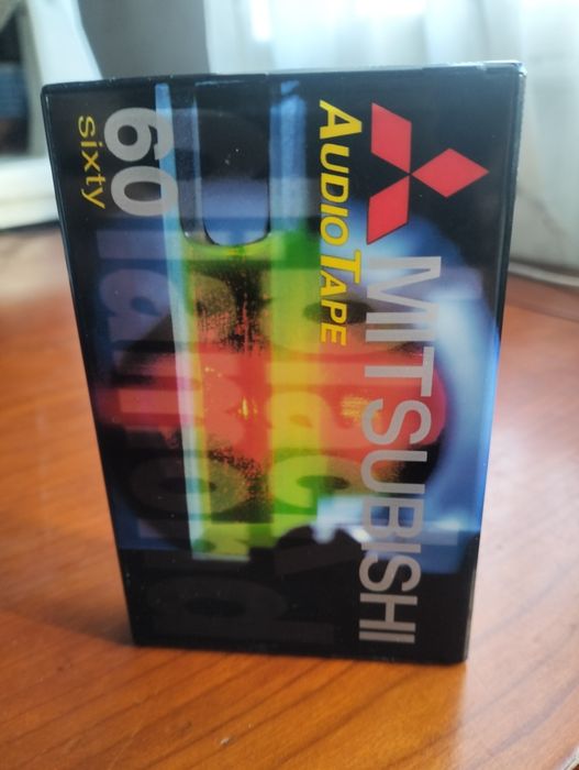 Antiga K7 Mitsubishi virgem