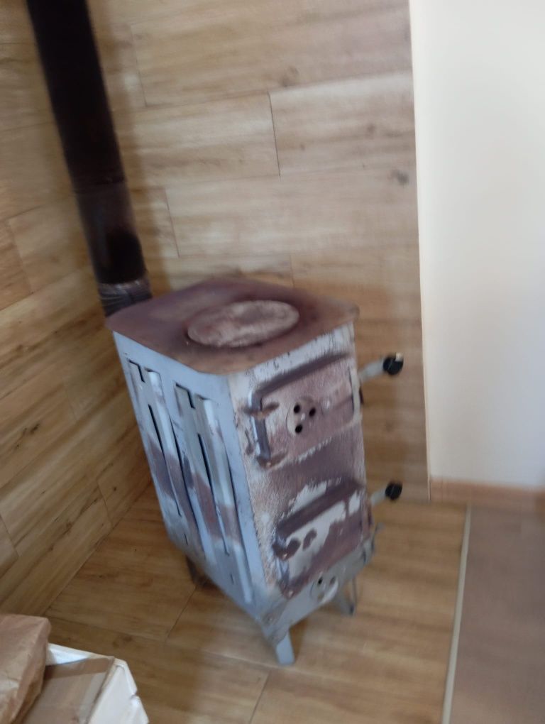 Piec szamotowy z rurami
