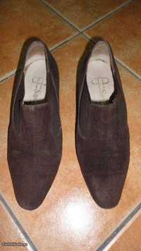 Sapatos de senhora em camurça castanho Sanzé
