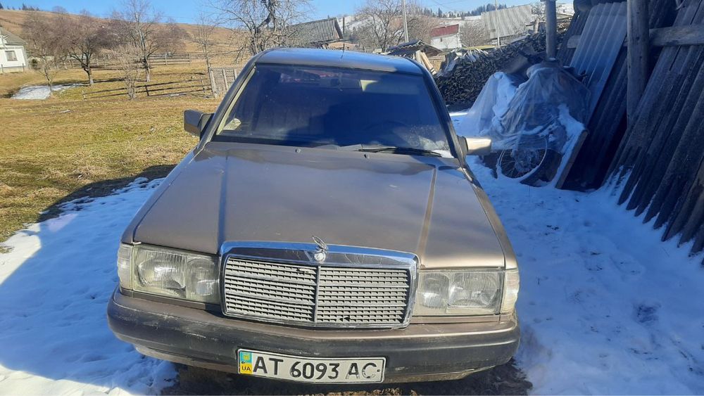 Продам мерседес 190 с не на ходу