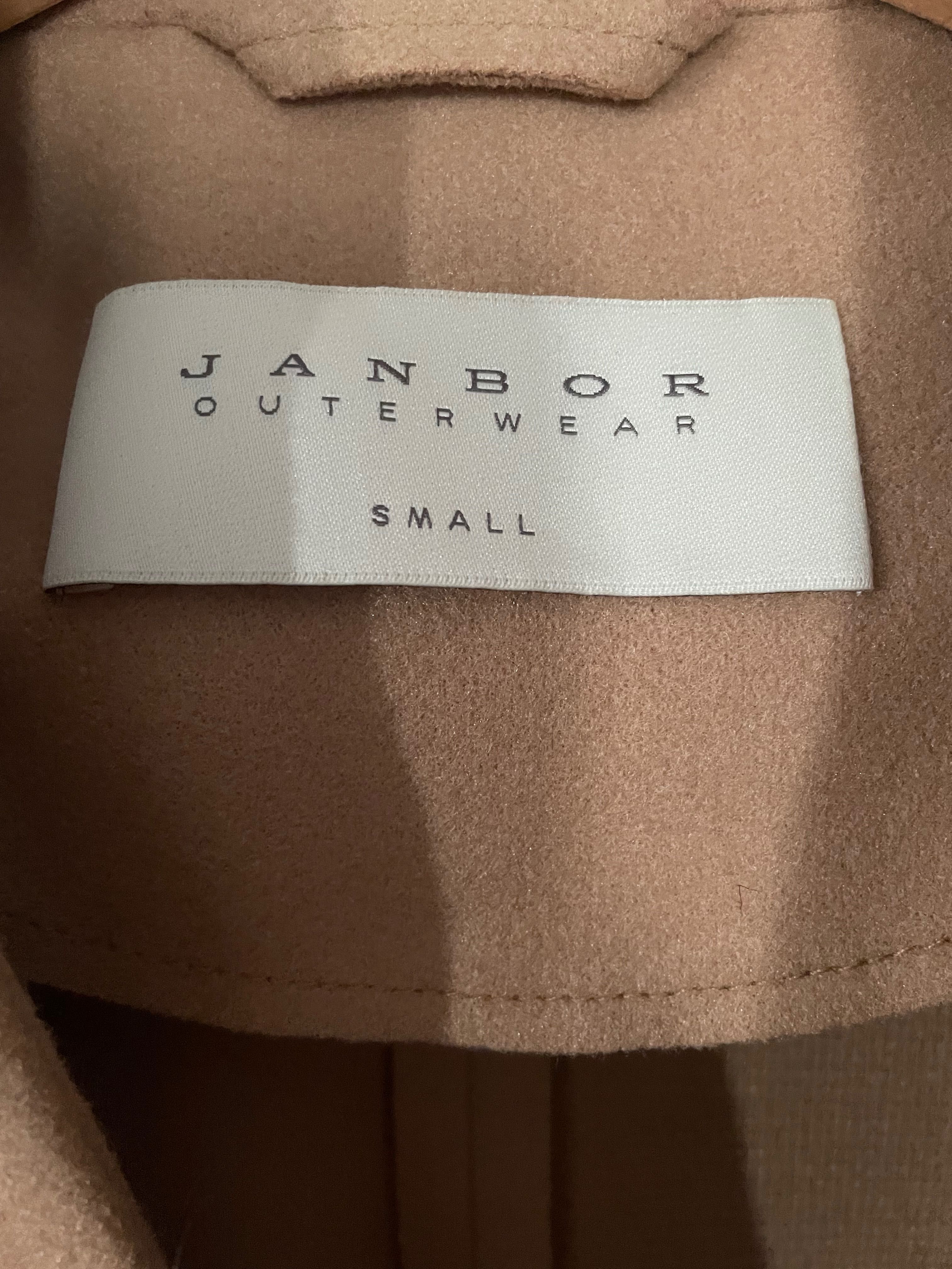Lekki Camelowy płaszczyk Janbor - made in Poland