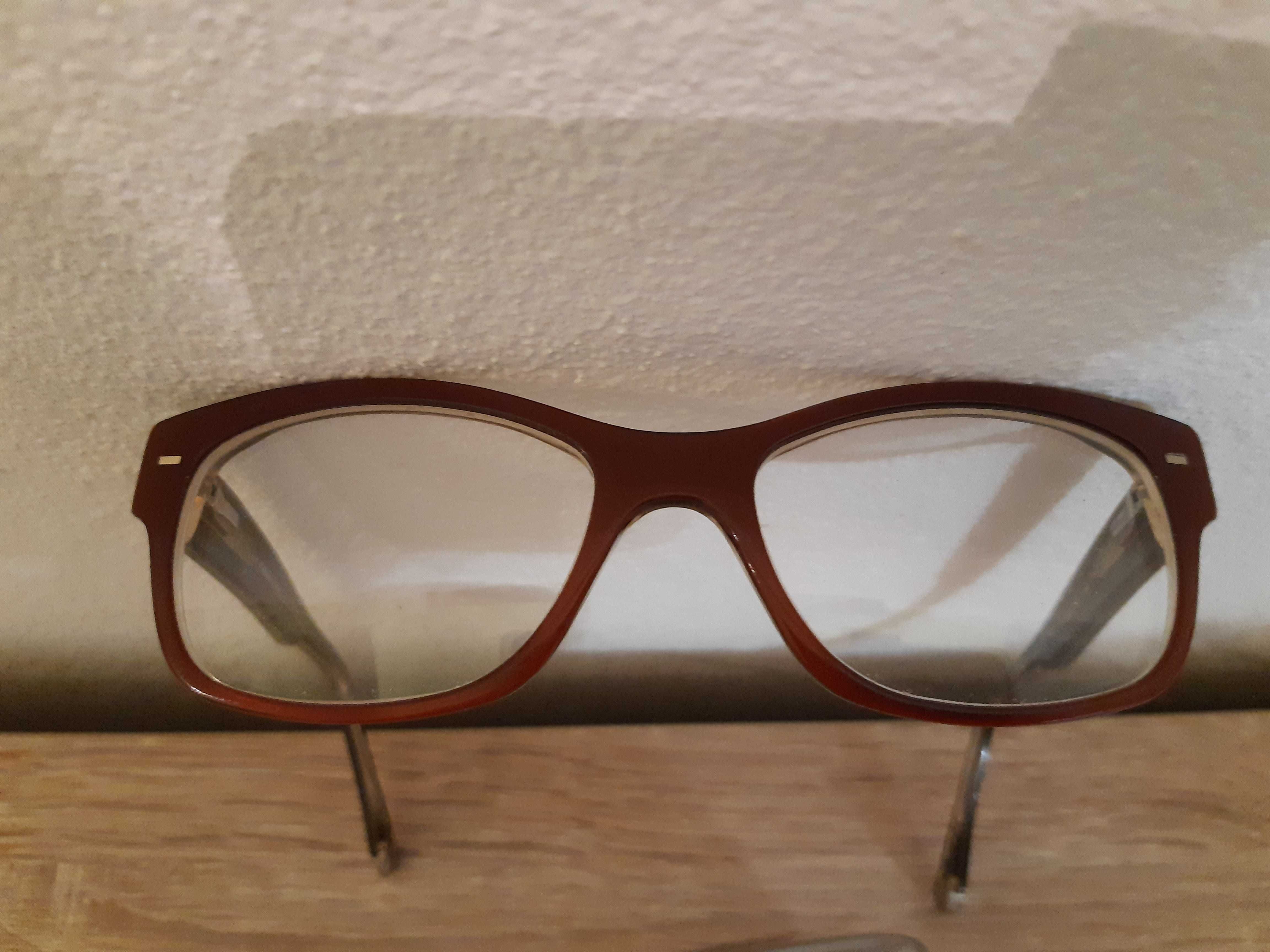 Armacao de oculos