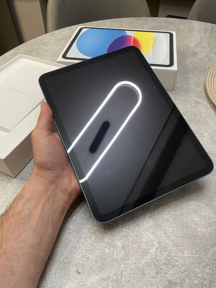 Ipad 10,9 2022 на 64 wifi
