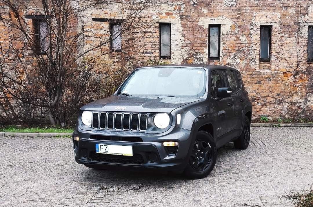 Jeep Renegade 2018r salonowy FV23%