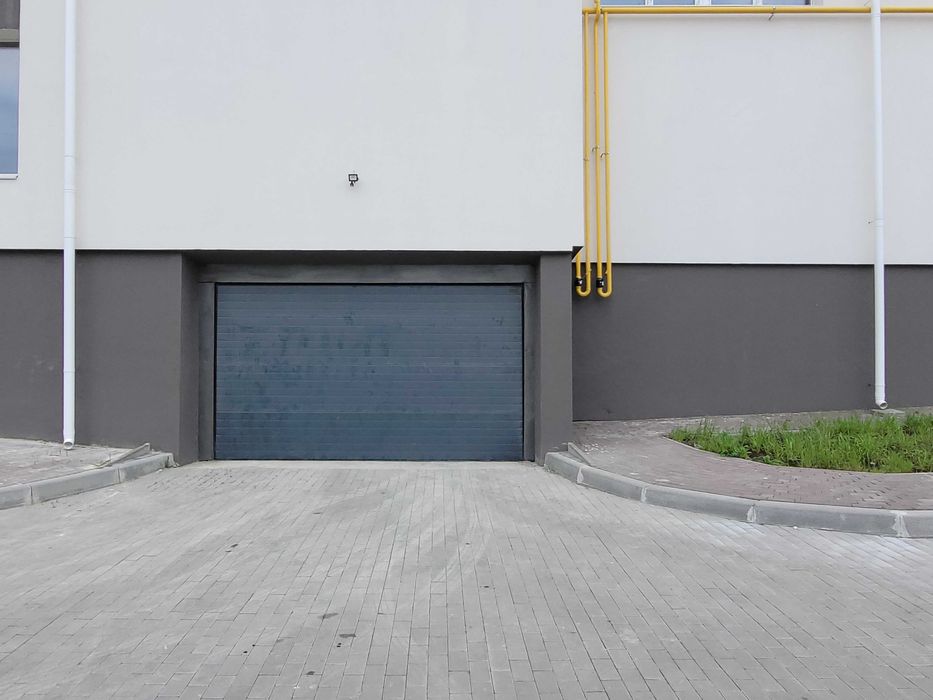 Продаж 1к Бережанська 52м  3/14ц 67600дол 0-цикл зданий власник