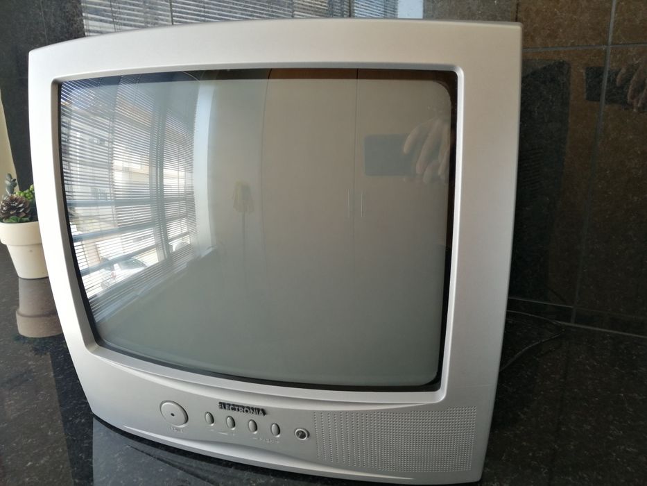 TV Electronia 14405