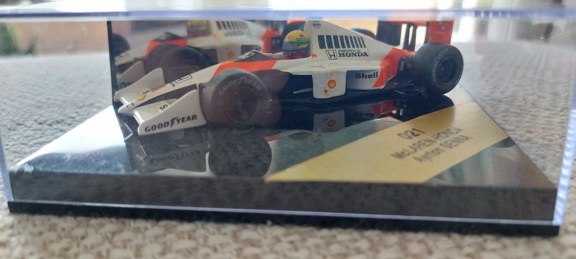 Miniatura F1 Maclaren Honda Ayrton Senna