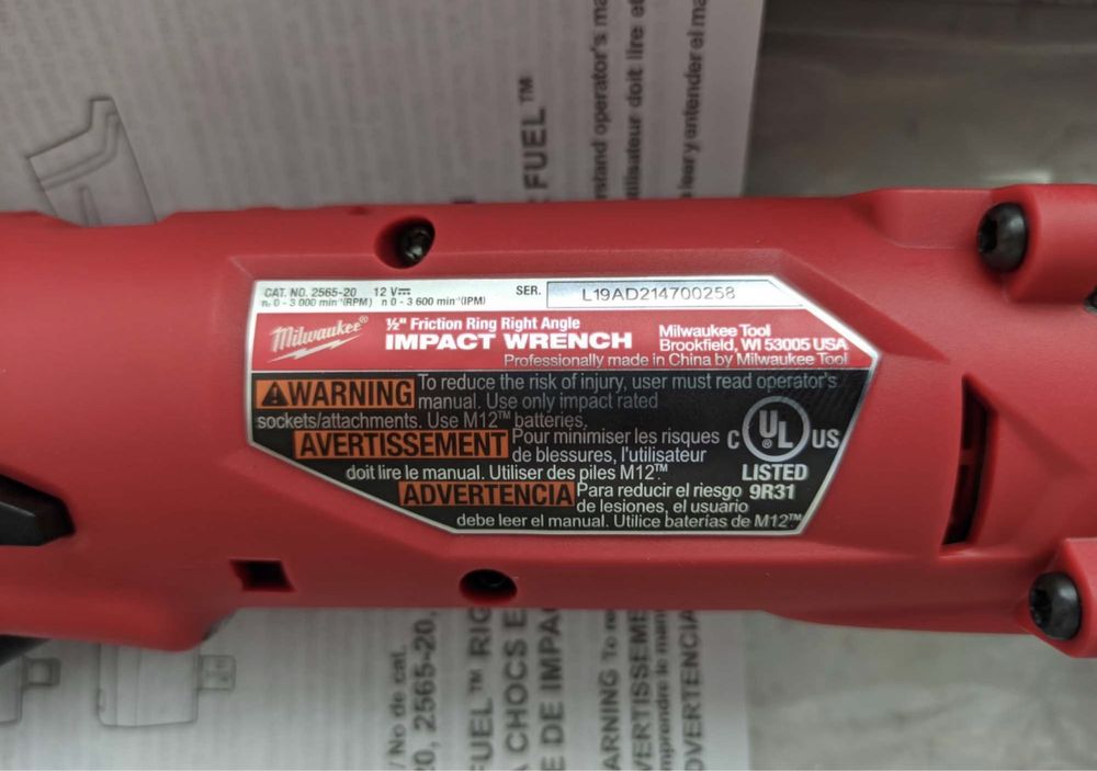 Угловой гайковерт Milwaukee 2565-20 M12 Fuel. Квадрат 1/2. USA