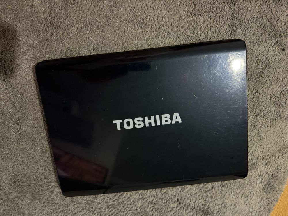 PC Lenovo + PC Toshiba + 2 Capas Iphone 14 + 1 Capa iphone 14 plus