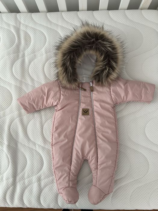 Kombinezon dziewczęcy zimowy r68