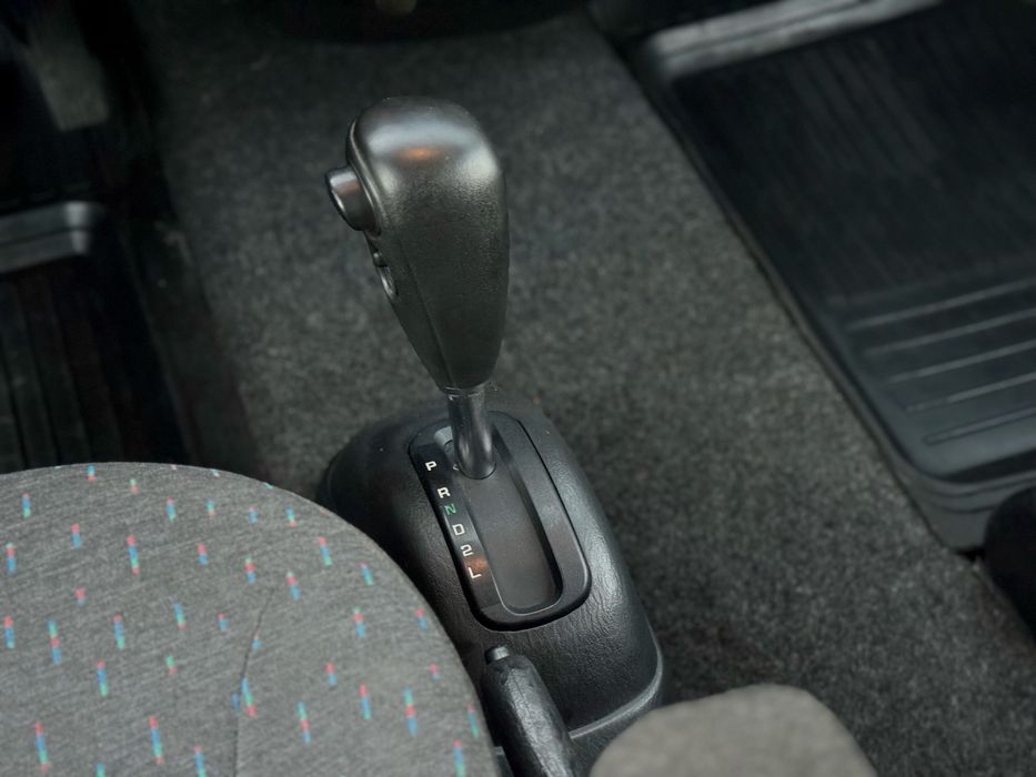 Hyundai H200 2.5 автомат