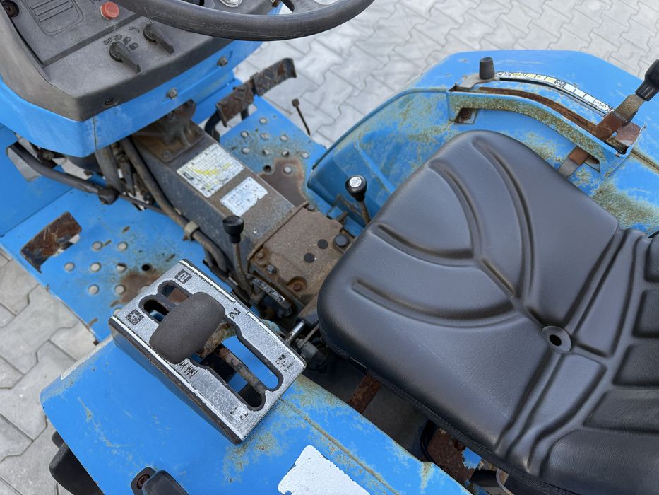 Японський трактор Mitsubishi MT1601