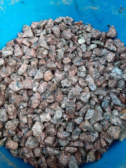 Grys ogrodowy czerwony 70 kg