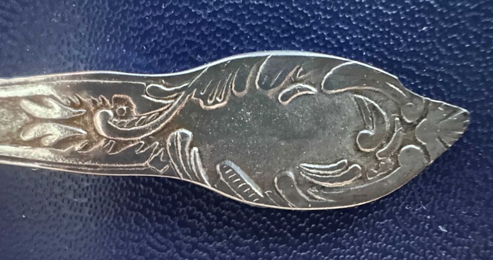 Posrebrzane widelczyki.