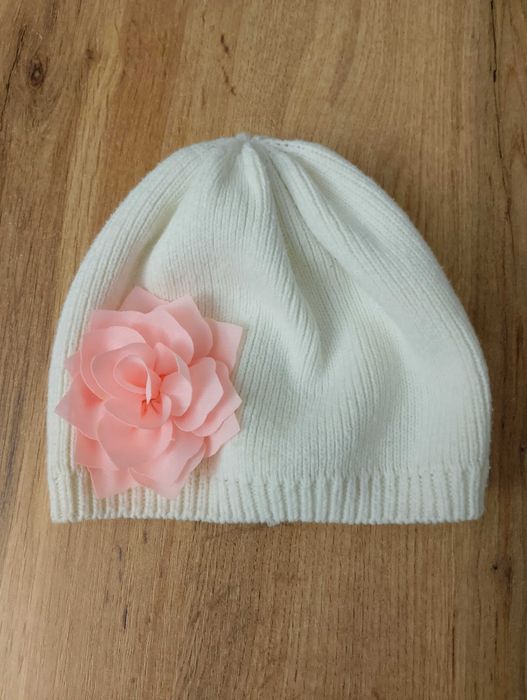 Czapka dla dziewczynki jesień-zima z kwiatkiem, 5.10.15., rozm. 44/46