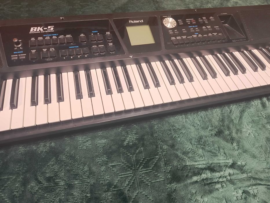 Sprzedam keyboard Roland BK5