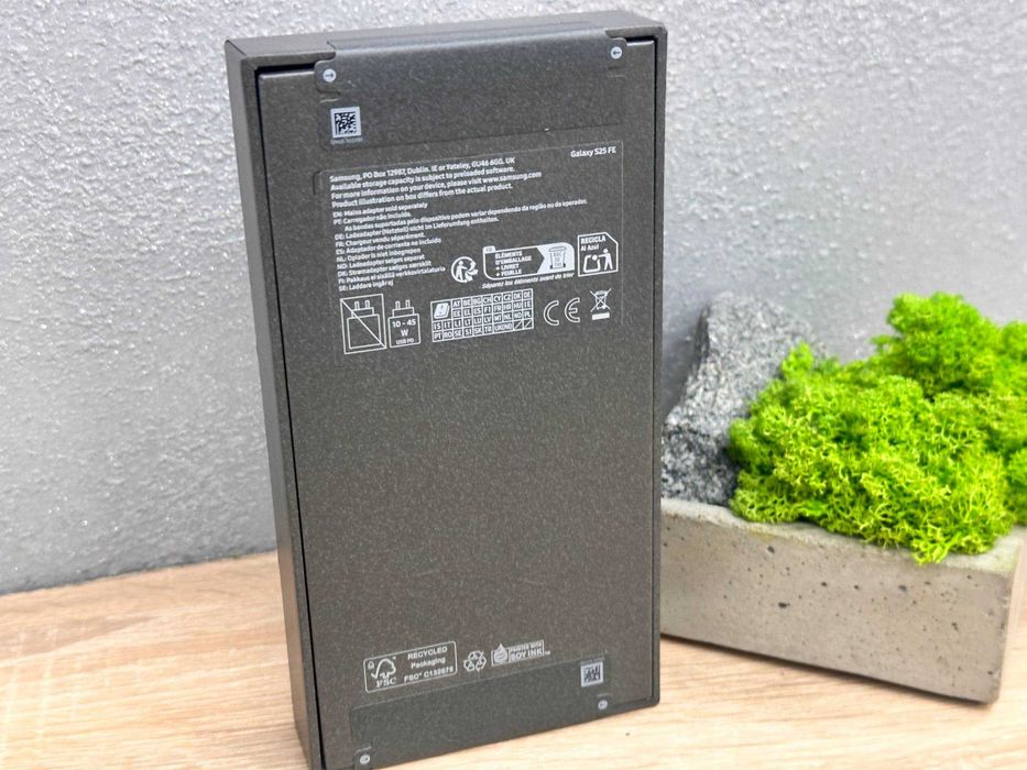 Samsung Galaxy S25 FE JetBlack 8/128Gb SM-S731B Новий! Гарантія 12міс