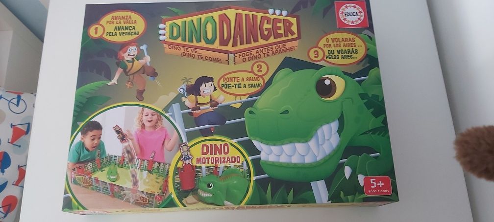 Jogo educa Dino Ranger