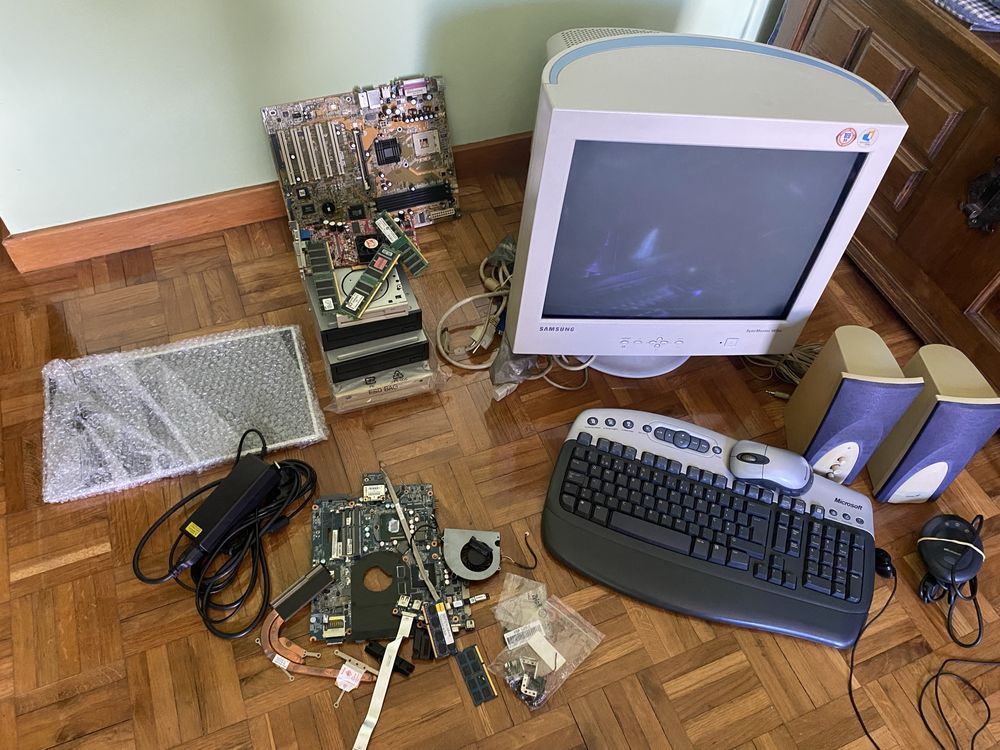 Material diverso de informática