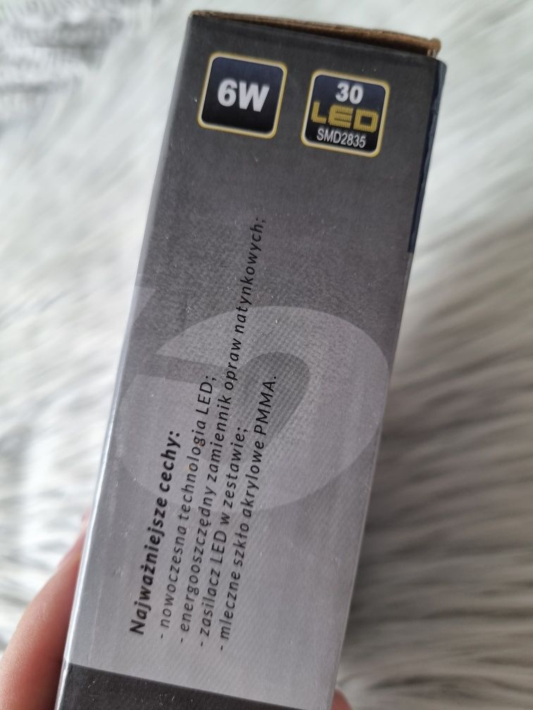 lampka Led, oprawa natynkowa