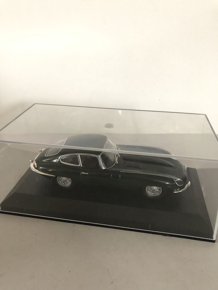 Jaguar Coupe escala 1:43