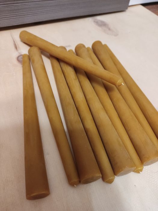 Свечи из натурального пчелиного воска. Подсвечник в подарок ).