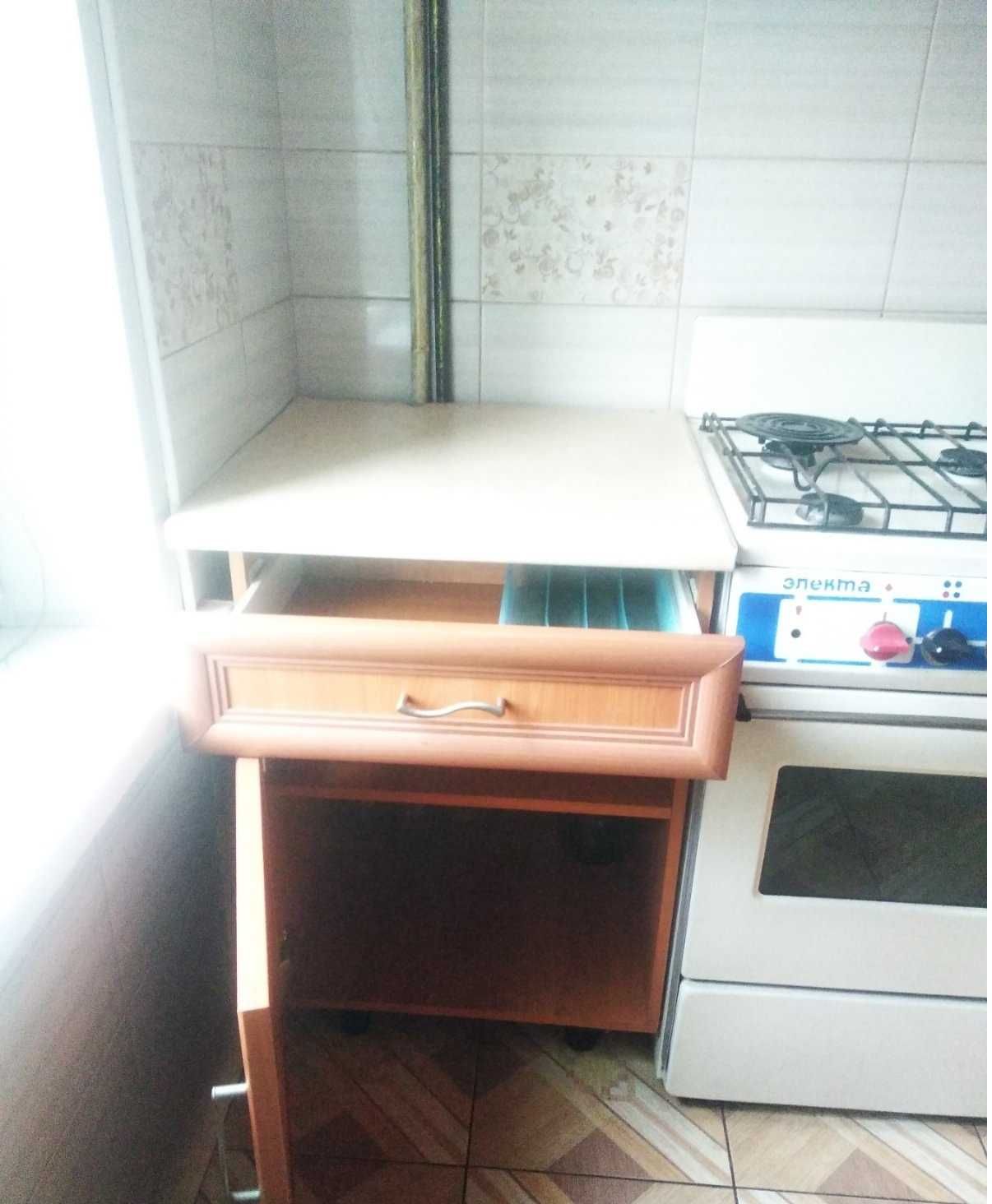 Здам 1 к. кв. Новгородська центр Хорт. р-ну Бабурка з техн. та меблями