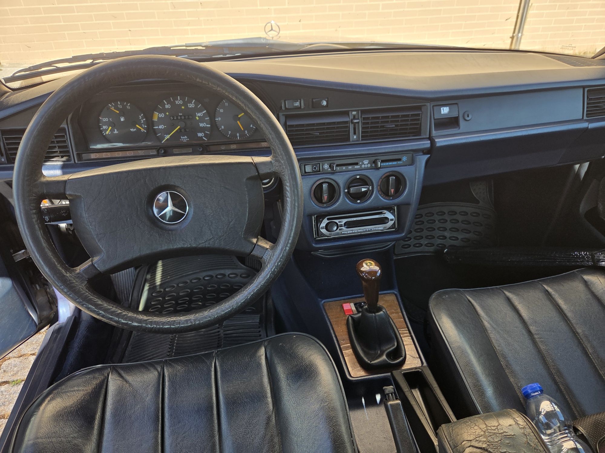 Mercedes 190d 5v AC