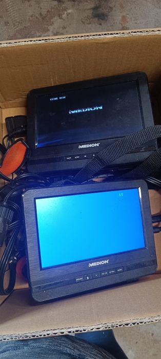 Wideo odtwarzacz do auta na zagłówki