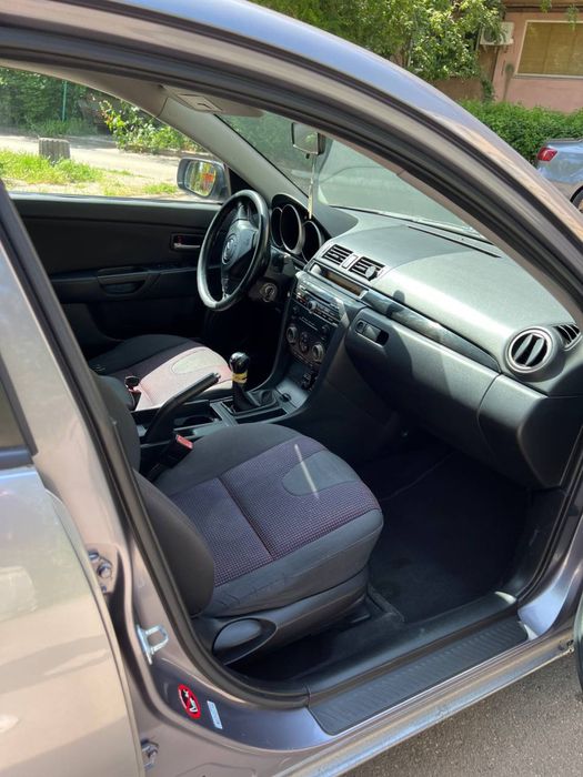 Mazda 3 2003 года