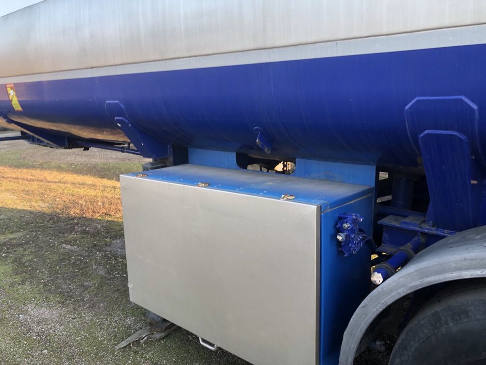 Спеціалізований напівпричіп Dromech