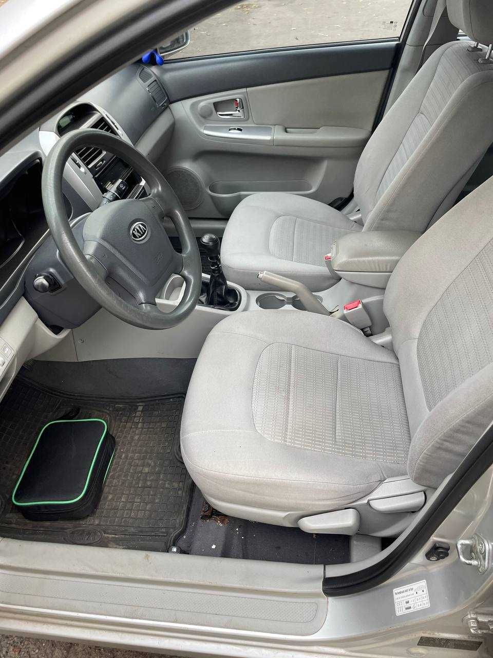 KIA Cerato 2008 1.6 Дизель Механіка Механика