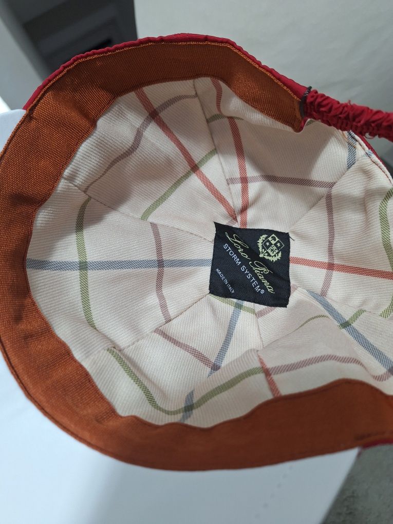 Loro piana czapka z daszkiem