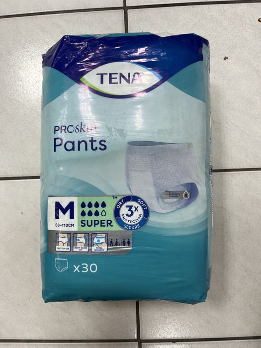 Pieluchomajtki Tena proskin pants M super
