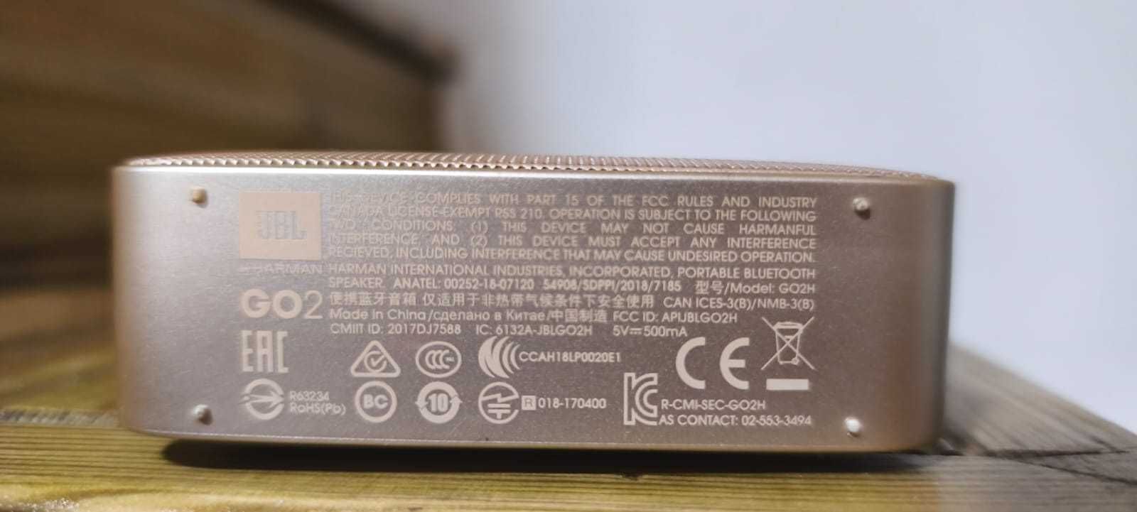 Coluna Portátil Bluetooth JBL GO